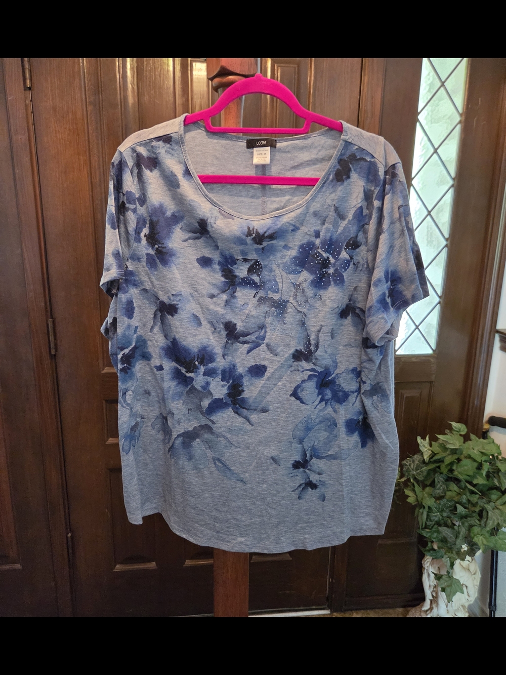 Leebe Blue Floral Short Sleeve Top